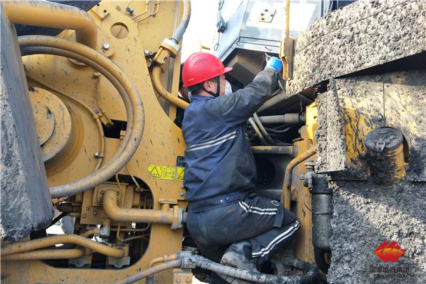 準(zhǔn)能集團設(shè)備維修中心強力推進“一防三保”應(yīng)對非常時期