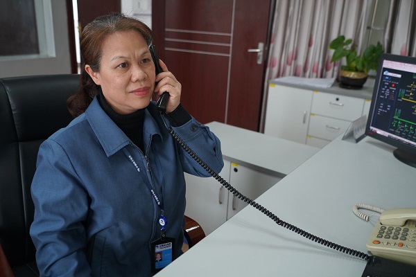 盡自己的一點(diǎn)力，站好最后一班崗——記柳城供電局電力調(diào)度控制中心全革慶