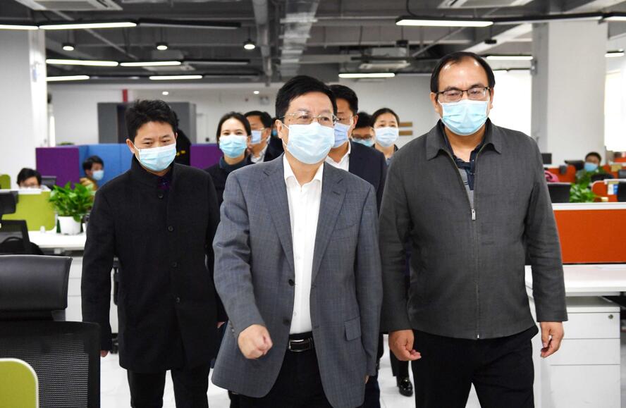 湖南省委常委、長沙市委書記胡衡華到大唐先一科技公司調(diào)研