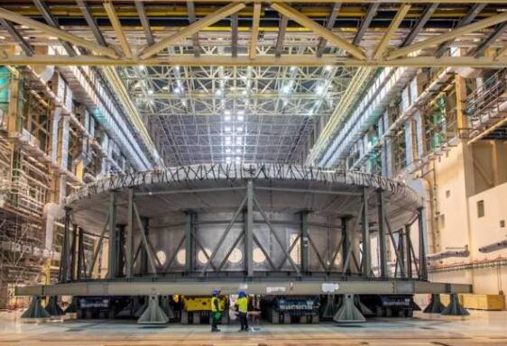 中核集團(tuán):人造太陽“心臟”安裝開啟