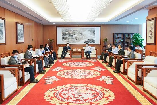 華能集團(tuán)有限公司總經(jīng)理、黨組副書記鄧建玲會(huì)見(jiàn)電力規(guī)劃設(shè)計(jì)總院院長(zhǎng)杜忠明