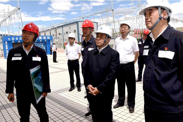 南方電網(wǎng)公司董事長(zhǎng)、黨組書記孟振平赴云南調(diào)研