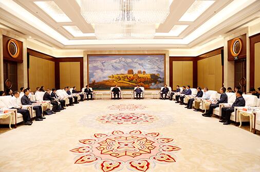 國家電網(wǎng)董事長、黨組書記毛偉明拜會甘肅省委書記林鐸、省長唐仁健