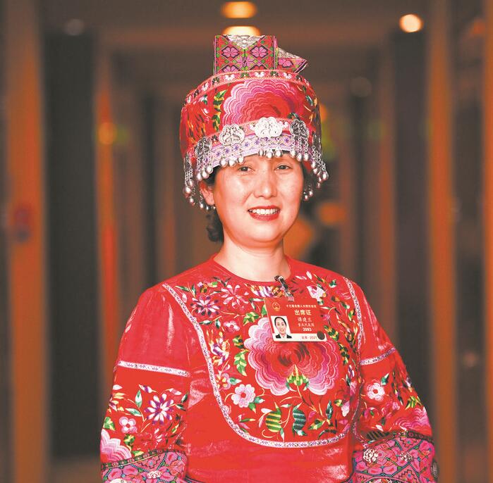 全國人大代表 譚建蘭:科學(xué)規(guī)劃成渝地區(qū)雙城經(jīng)濟(jì)圈電網(wǎng)