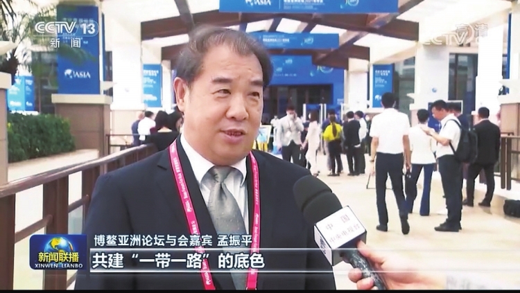 南方電網(wǎng)公司董事長(zhǎng)、黨組書(shū)記孟振平接受央視《新聞聯(lián)播》采訪