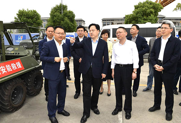 常州市委副書(shū)記、市長(zhǎng)陳金虎蒞臨中國(guó)安能二局常州分公司調(diào)研防汛抗旱工作