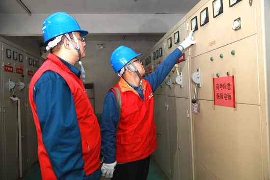 國(guó)網(wǎng)山東壽光供電:巡視檢查不放松 助力學(xué)子躍龍門