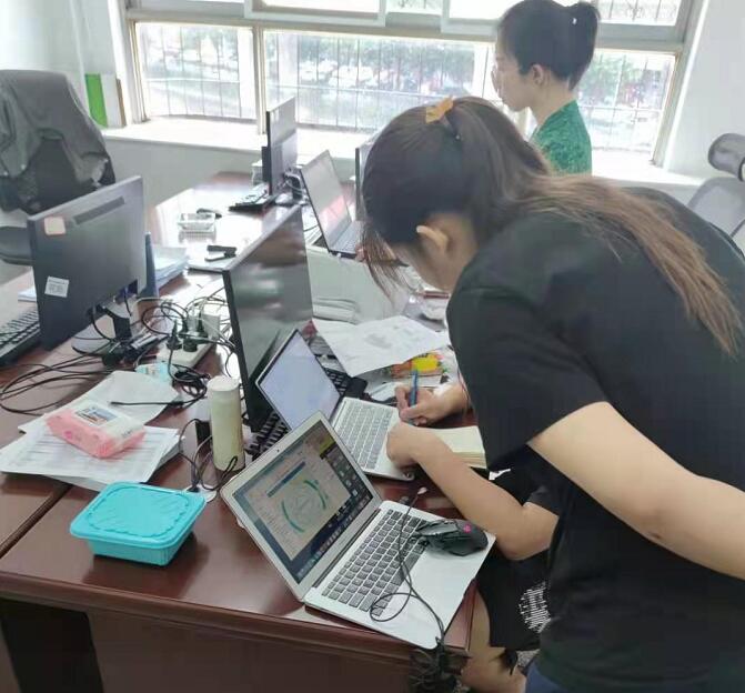 國網信通產業(yè)集團：暴雨中，他們選擇堅守崗位