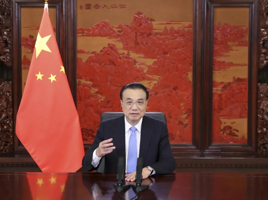 李克強(qiáng)談能源發(fā)展:一手做“減法”,一手做“加法”