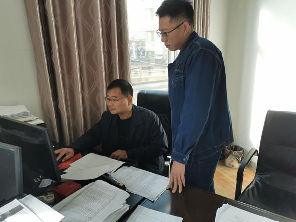 國網(wǎng)撫州市南豐縣供電公司:強(qiáng)化安全工器具檢查 為冬季作業(yè)保駕護(hù)航