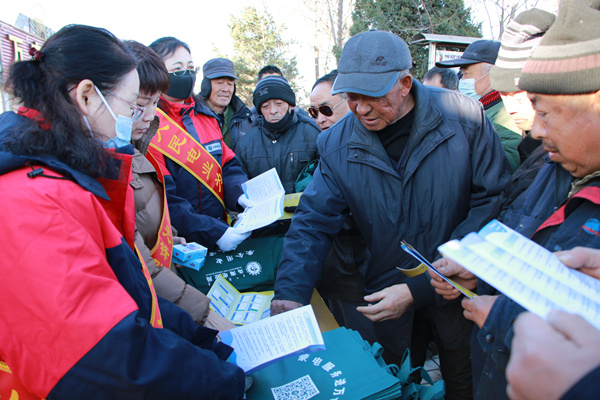 “憲”在學法正當時，烏海市千里山供電分公司積極開展“憲法宣傳周”系列活動