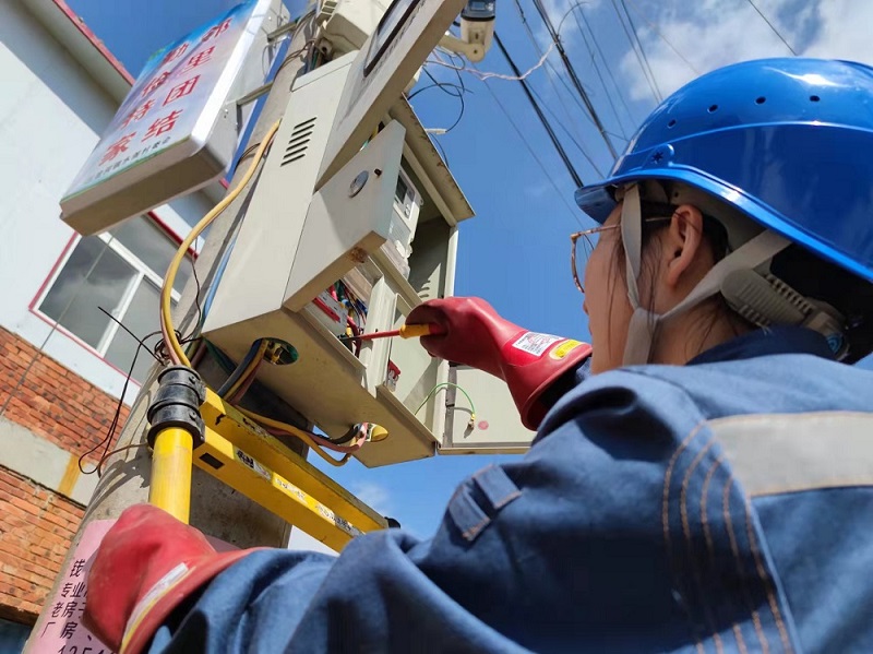 陸良供電局:加強(qiáng)故障搶修管理 提高用戶滿意度