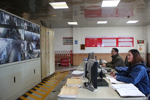 圖片4：“做好來煤接卸存儲摻燒工作，是我們不變的工作日常?！?JPG