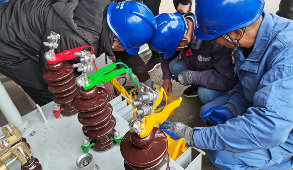 國網(wǎng)撫州市南豐縣供電公司：“提素質(zhì)，強隊伍，促發(fā)展”技能比武