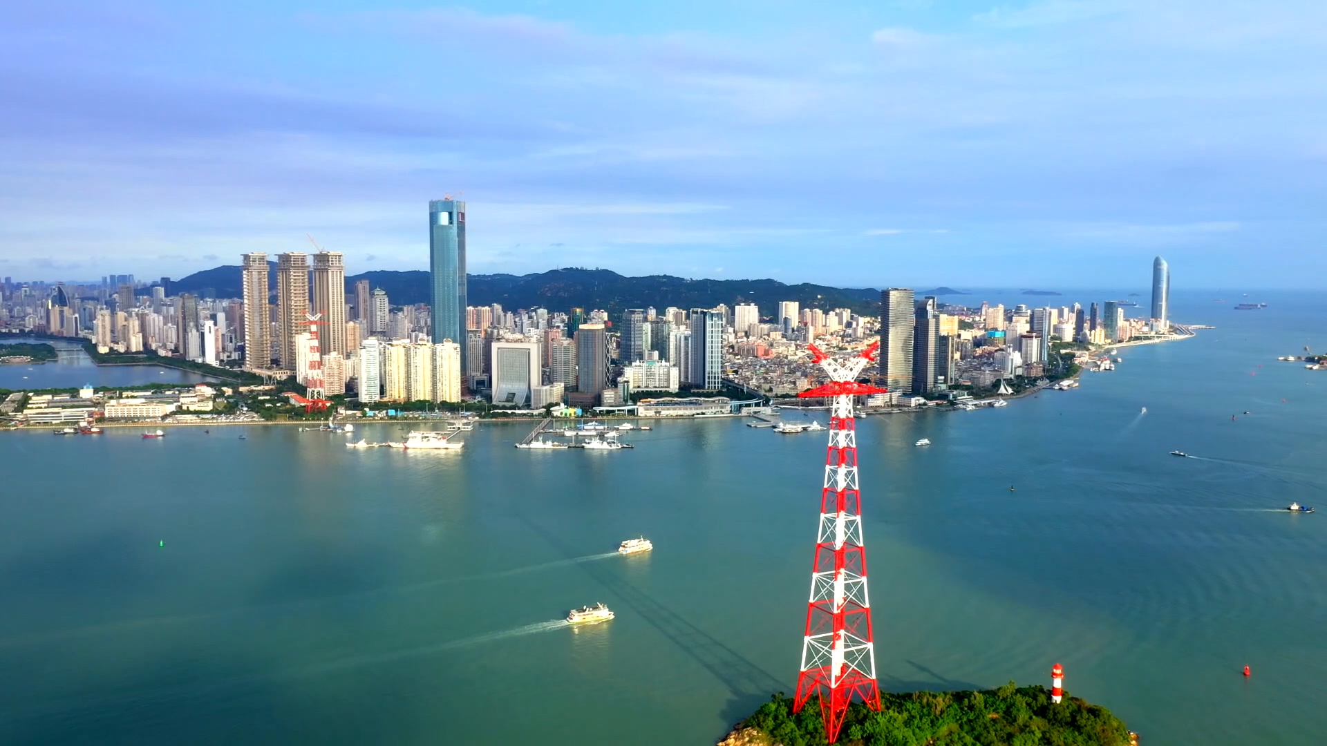 國網(wǎng)廈門供電公司:電“靚”特區(qū) 勇毅前行開新局