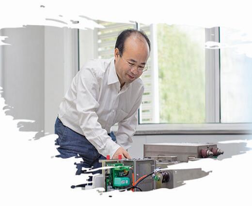 田杰:研究自主知識(shí)產(chǎn)權(quán)直流輸電技術(shù)