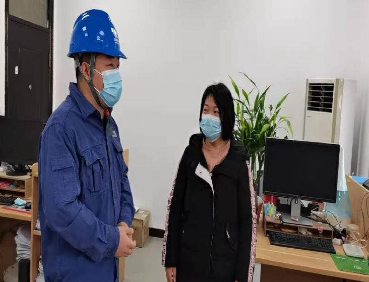 國網(wǎng)城固供電公司：走訪小微企業(yè)，當(dāng)好“電管家”