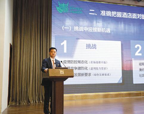 全身心投入，服務(wù)保障有溫度——記國(guó)家電網(wǎng)公司特等勞模楊艷勇