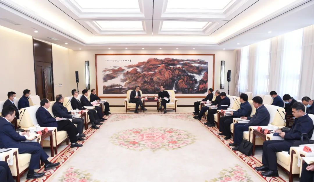 錢智民、江毅拜會(huì)內(nèi)蒙古自治區(qū)黨委書記、人大常委會(huì)主任石泰峰