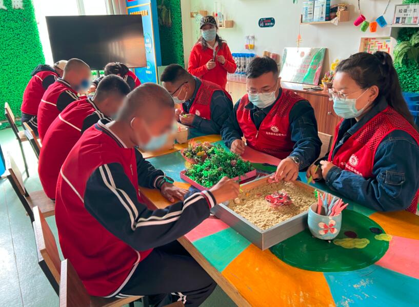 烏海超高壓供電公司:微光匯聚 守護(hù)天使