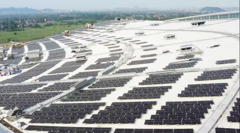 并網(wǎng)發(fā)電倒計(jì)時(shí)！杭州西站光伏項(xiàng)目組件已鋪設(shè)完畢