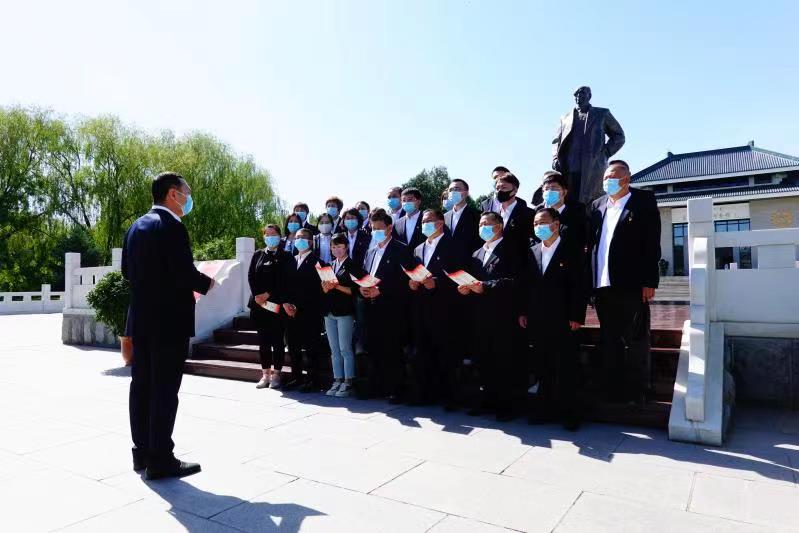 呼和浩特供電公司:民族團(tuán)結(jié)一家親 勠力同心齊向黨