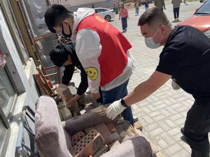 包聯(lián)攜手齊奮進，你我共創(chuàng)文明城