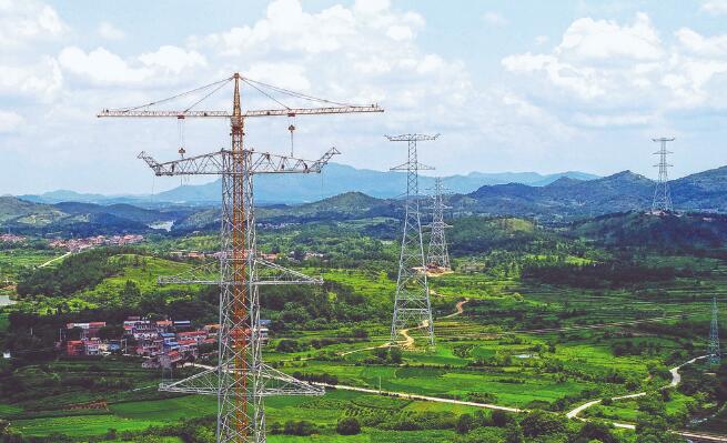 荊楚大地，特高壓工程加快推進(jìn)