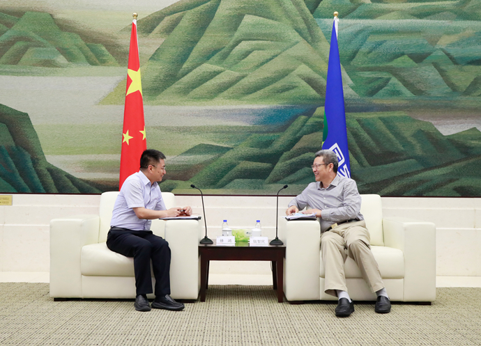 錢(qián)智民會(huì)見(jiàn)江西省新余市委副書(shū)記、市長(zhǎng)徐鴻