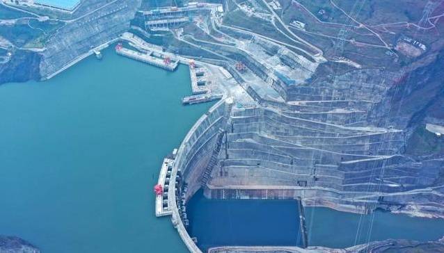 白鶴灘水電站首次蓄水至正常蓄水位825米