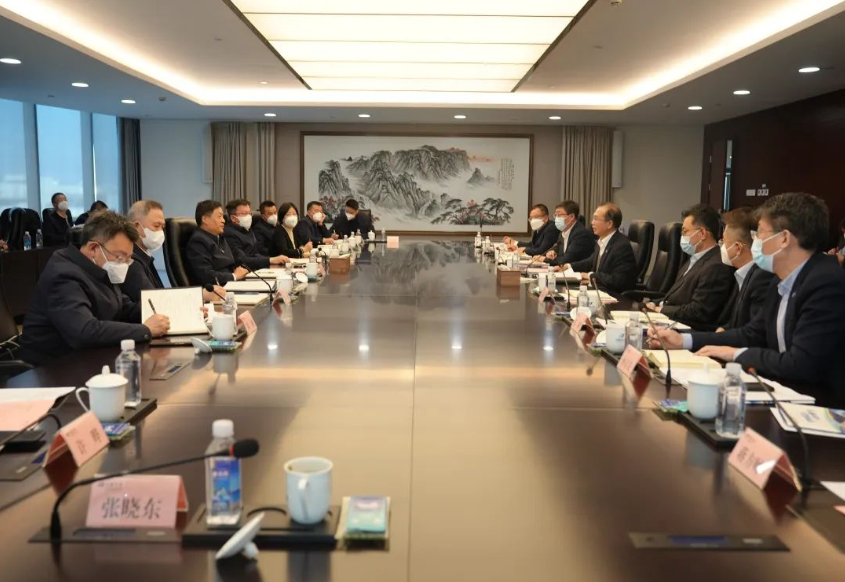 華電集團黨組書記、董事長江毅會見東方電氣黨組書記、董事長俞培根