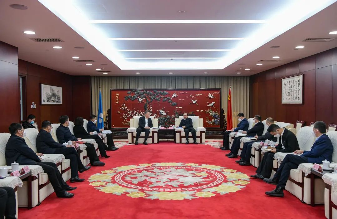 華電集團(tuán)黨組書記、董事長(zhǎng)江毅會(huì)見鐵嶺市委書記、市人大常委會(huì)主任宋誠