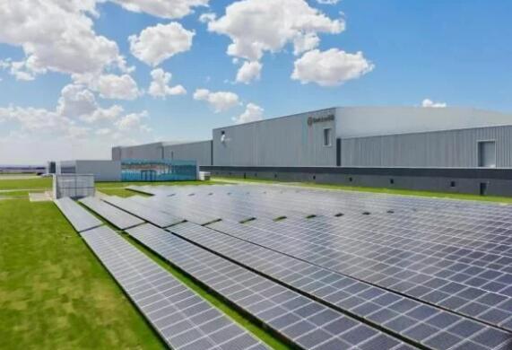 資源城市鄂爾多斯兔年謀新局:新能源成“新賽道”