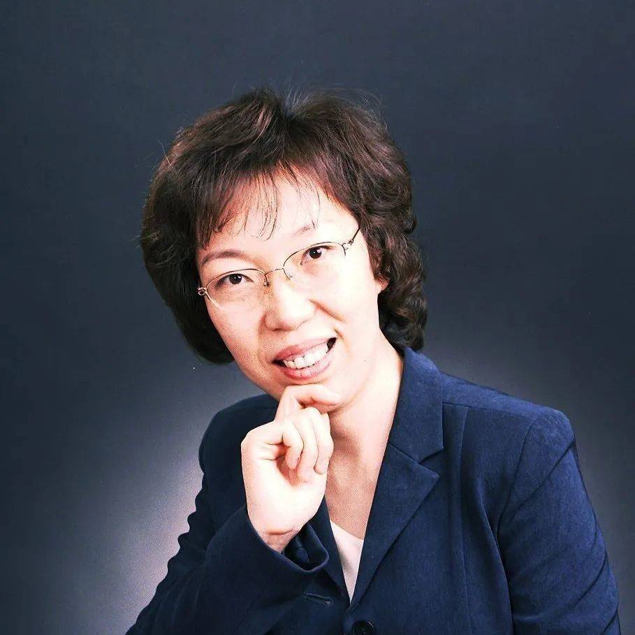 何雅玲院士:加大對(duì)太陽(yáng)熱發(fā)電技術(shù)的科研投入