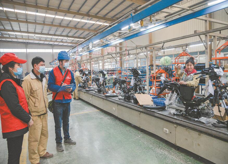 四川鄰水縣供電公司:提升服務(wù)質(zhì)效 滿足客戶需求