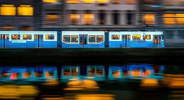 0排放!國(guó)產(chǎn)氫能源列車來了:時(shí)速160、600公里續(xù)航