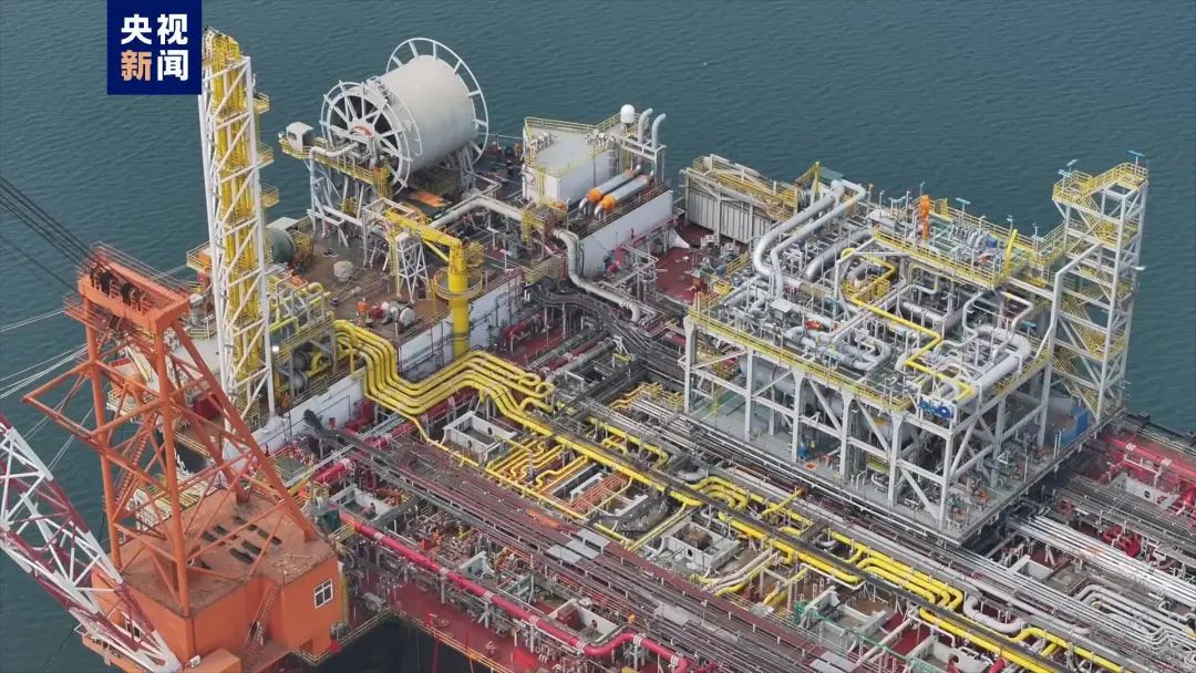 全球首艘!“海上石油加工廠”，交付了!