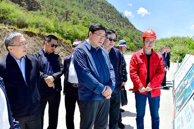 國家電網(wǎng)黨組副書記、總經(jīng)理張智剛深入西藏開展主題教育專題調(diào)研