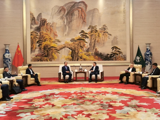 中國(guó)電建黨委書記、董事長(zhǎng)丁焰章拜會(huì)中央政府駐澳門聯(lián)絡(luò)辦公室副主任黃柳權(quán)