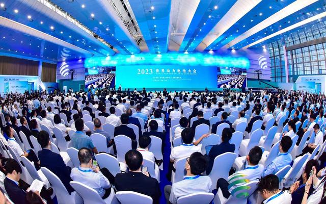 逐夢萬億級新藍(lán)海，動(dòng)力電池如何標(biāo)準(zhǔn)統(tǒng)一、安全運(yùn)輸、回收利用?