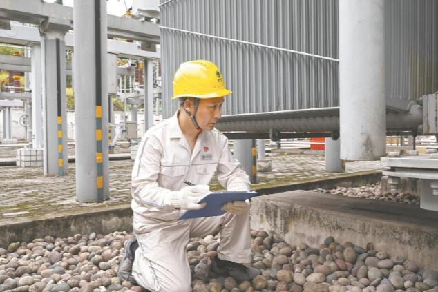 26年，變電運維一線的耕耘與創(chuàng)新——記全國五一勞動獎章獲得者池永