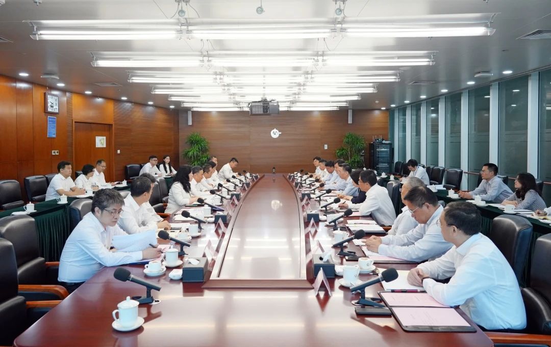 中國能建黨委書記、董事長宋海良與中國海油黨組書記、董事長汪東進會談