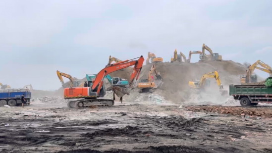 【防汛救災(zāi) 央企行動(dòng)】爭(zhēng)分奪秒加固堤壩，中建集團(tuán)馳援天津防汛抗洪一線