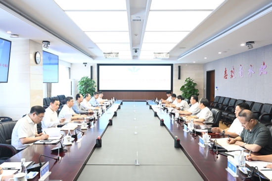 中國電建黨委書記、董事長丁焰章與中國南水北調(diào)集團(tuán)黨組書記、董事長蔣旭光會談