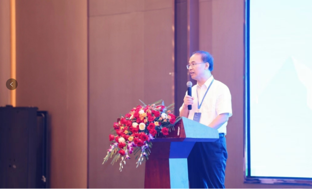 張立寬：推進(jìn)礦業(yè)和新能源耦合，實現(xiàn)產(chǎn)業(yè)鏈綠色智能發(fā)展