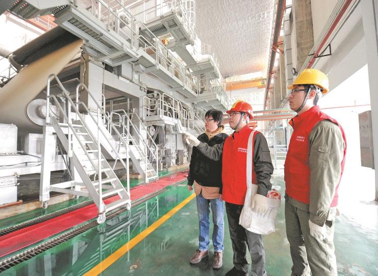 國(guó)家電網(wǎng)湖北電力(孝感孝心)共產(chǎn)黨員服務(wù)隊(duì):保障用電當(dāng)排頭 精準(zhǔn)服務(wù)顯擔(dān)當(dāng)