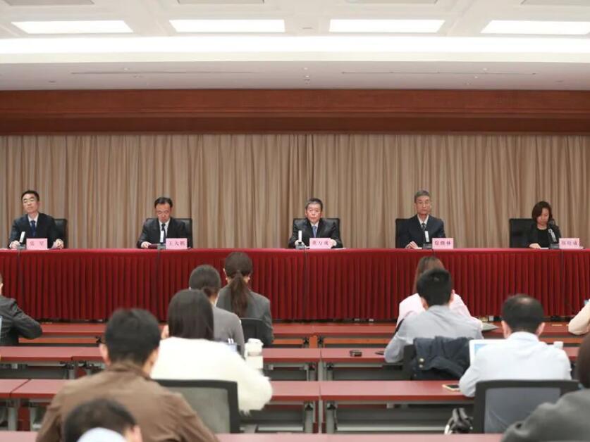 國(guó)家能源局:2023年前三季度光伏發(fā)電累計(jì)裝機(jī)突破5.2億千瓦