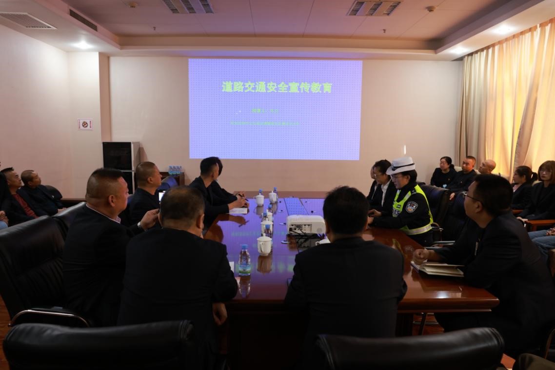 內蒙古電力呼和浩特供電公司：駛于文明，止于安全