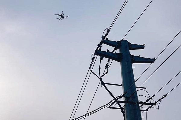 國網(wǎng)泰安供電公司開展無人機(jī)飛巡測溫，助力冬季供電安全