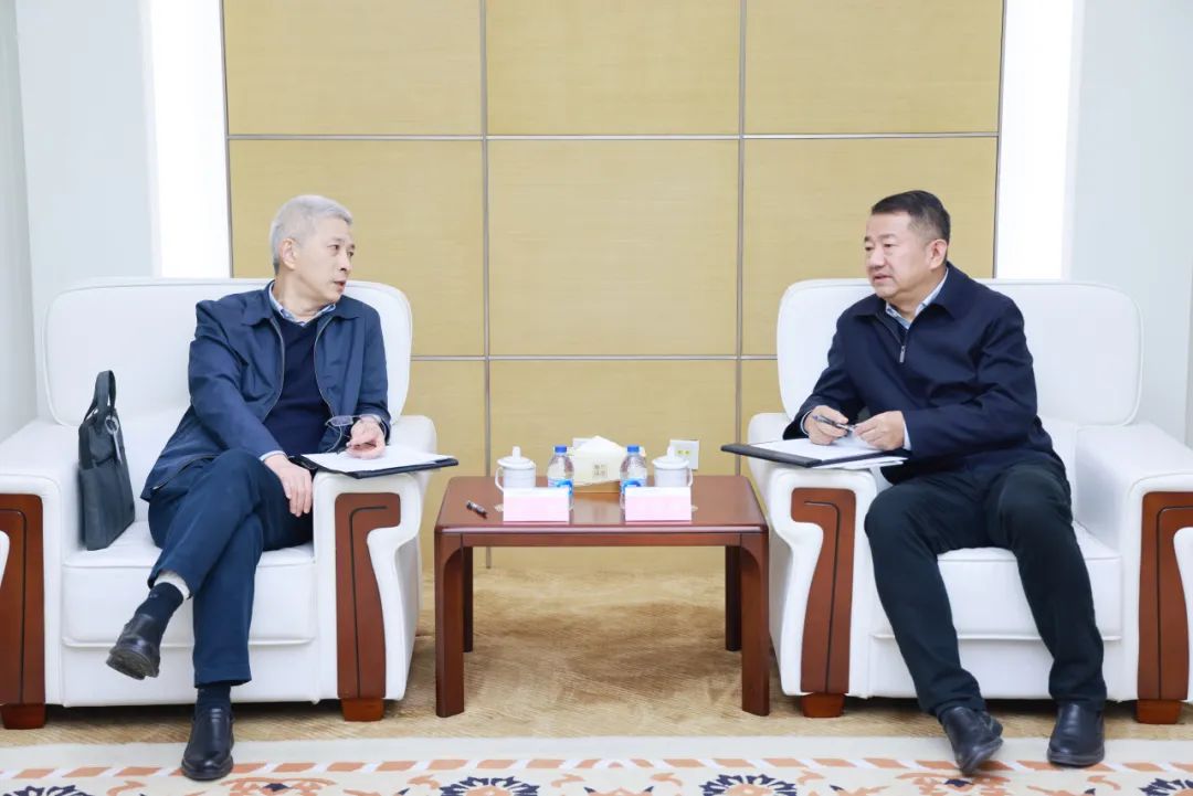 中國一重集團黨委書記、董事長徐鵬一行拜訪大唐環(huán)境黨委書記、董事長朱利明